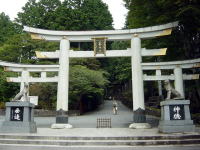 三峯神社の鳥居。