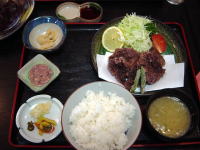 鯨竜田揚げ定食\1,250。