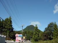 ラブホテルの看板が林立しています。