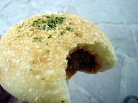 箱根ベーカリーのカレーパン。