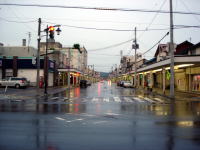 雨の名寄市街。